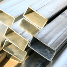 Труба профильная нержавеющая 50x25 мм 1,5 мм AISI 304